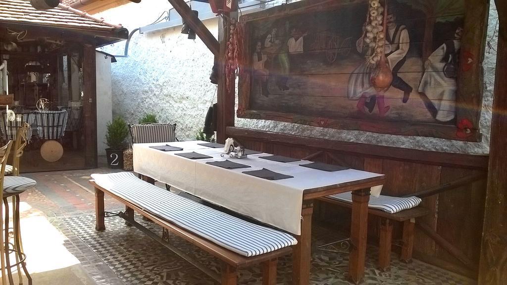 Penzion A Restauracia Toldi Galanta Zewnętrze zdjęcie